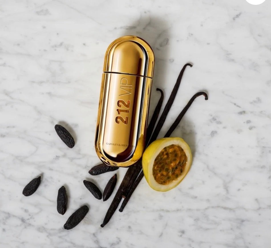 CAROLINA HERRERA | 212 VIP WOMAN